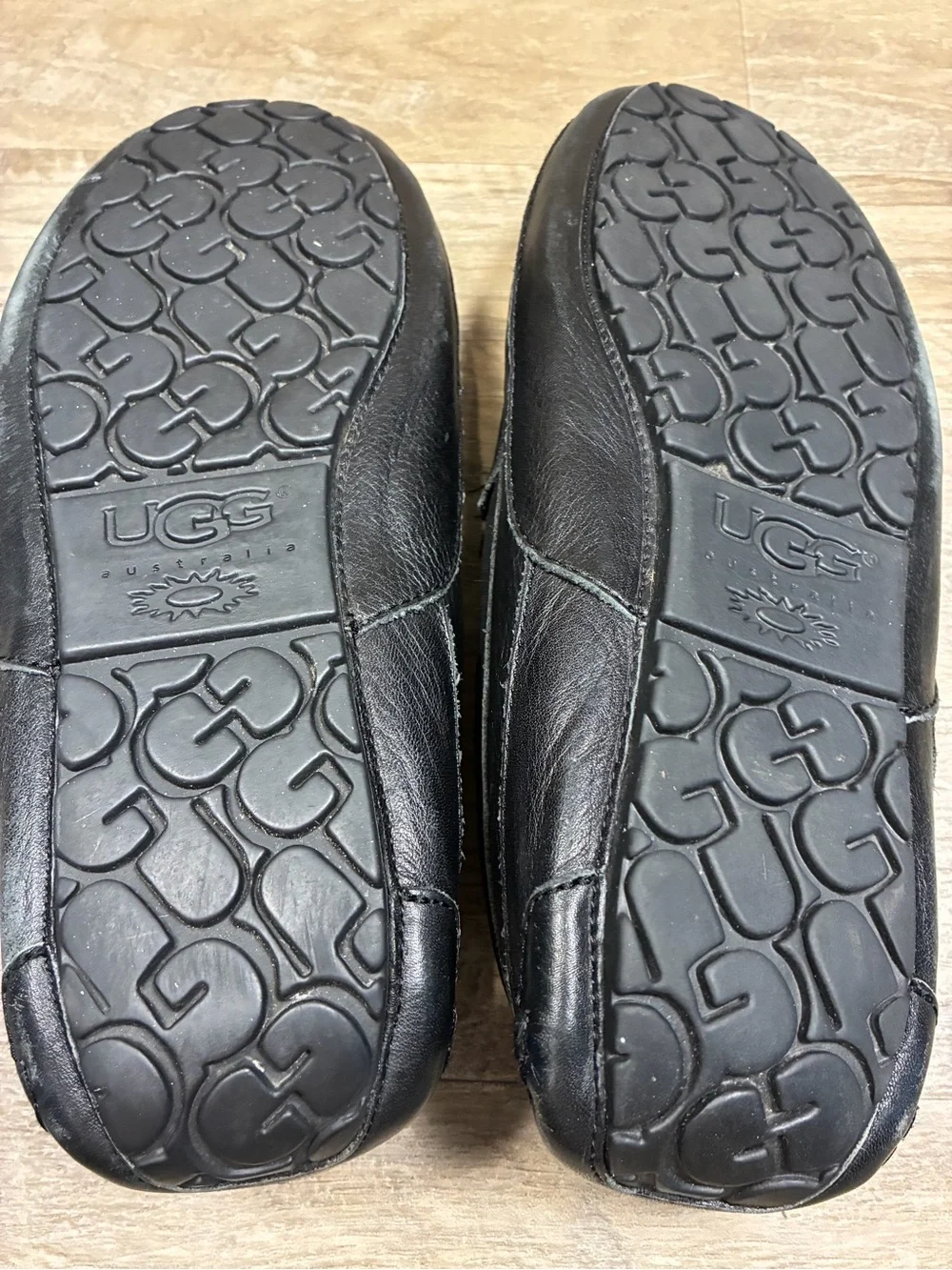 UGG Mens Ascot Full Grain Leather Sheepskin Slippers Loafers Shoes
